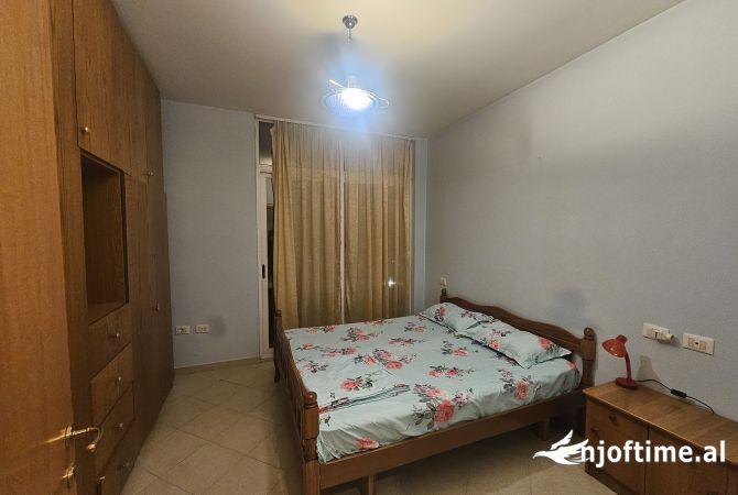 Shtepi me qera 1+1 ne Tirane - 550 Euro