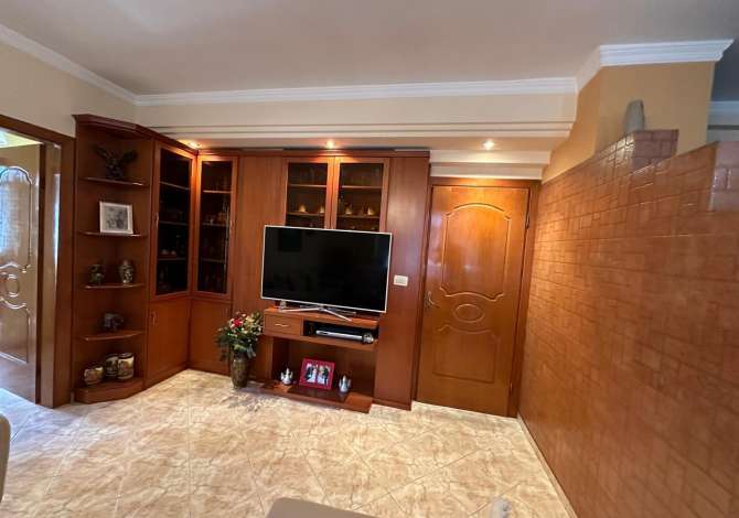 Shtepi ne shitje 3+1 ne Tirane - 275,000 Euro