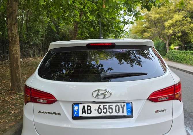 Auto in Vendita  a Tirana - 10,700 Euro