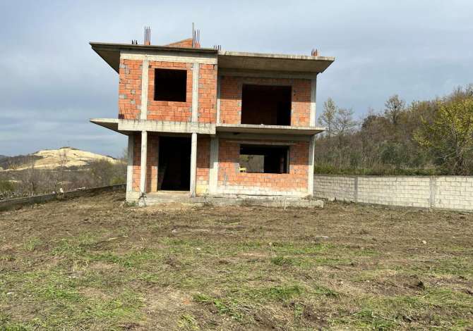 Shtepi ne shitje 3+1 ne Durres - 140,000 Euro