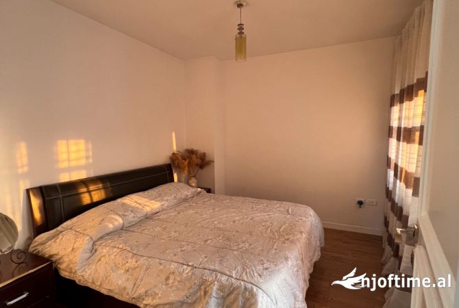 Shtepi me qera 2+1 ne Tirane - 500 Euro