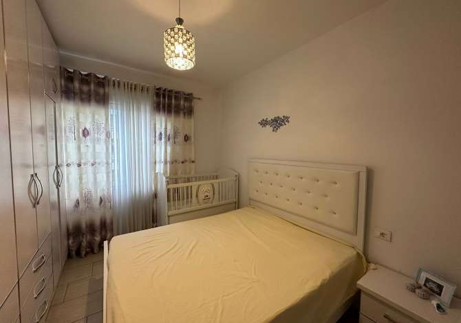 Shtepi me qera 1+1 ne Tirane - 45,001 Leke