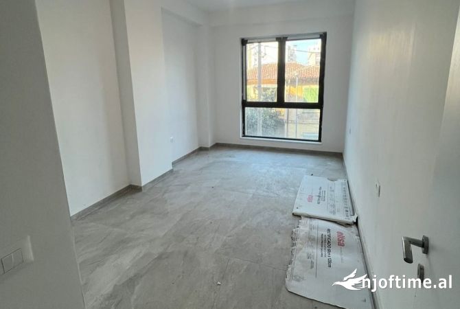 Shtepi ne shitje 2+1 ne Tirane - 237,000 Euro