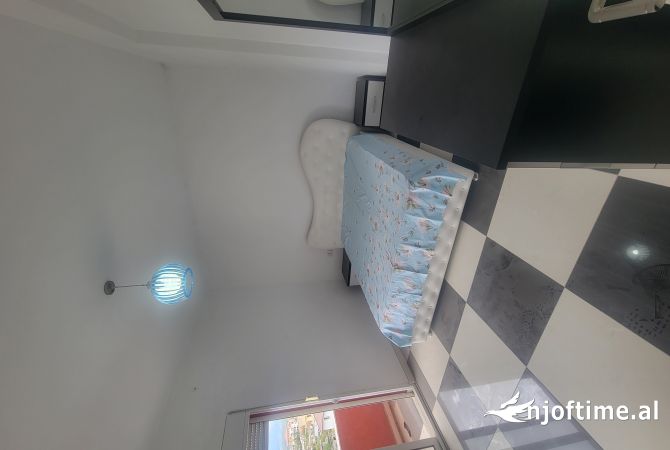 Shtepi me qera 1+1 ne Tirane - 350 Euro