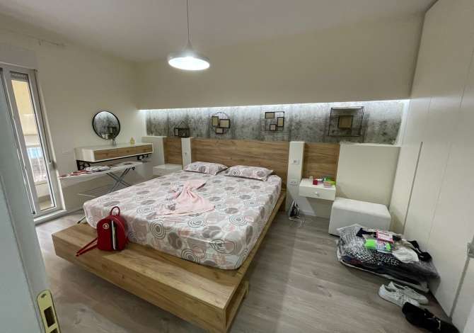 Shtepi me qera 2+1 ne Tirane - 750 Euro