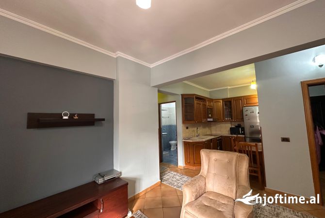 Shtepi me qera 3+1 ne Tirane - 750 Euro