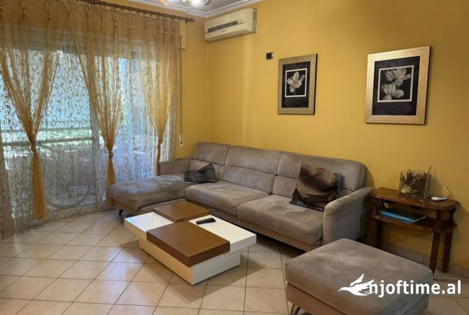 Shtepi me qera 2+1 ne Tirane - 600 Euro