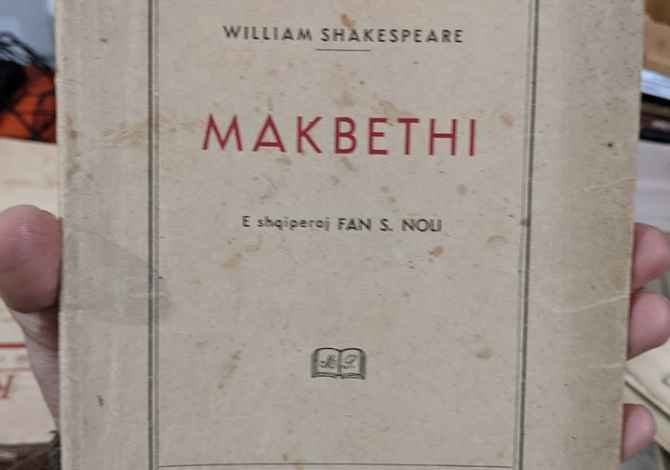 libri Shitet libri "Makbethi" i William Shakespeare