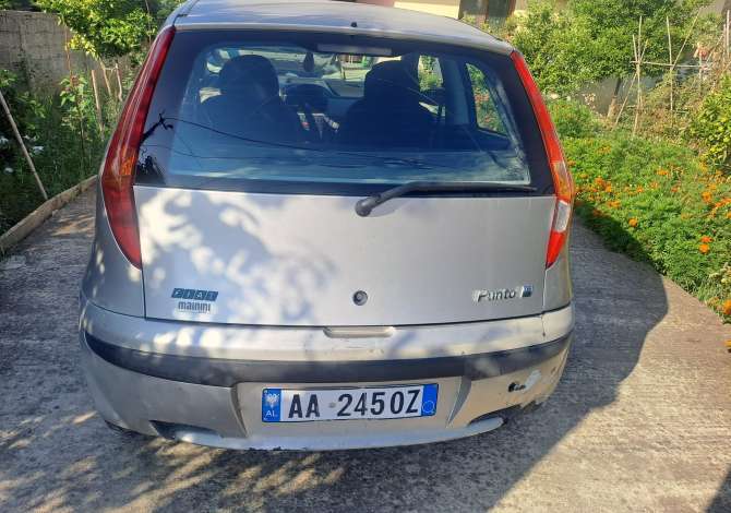 Makina ne shitje  ne Fier - 1,400 Euro