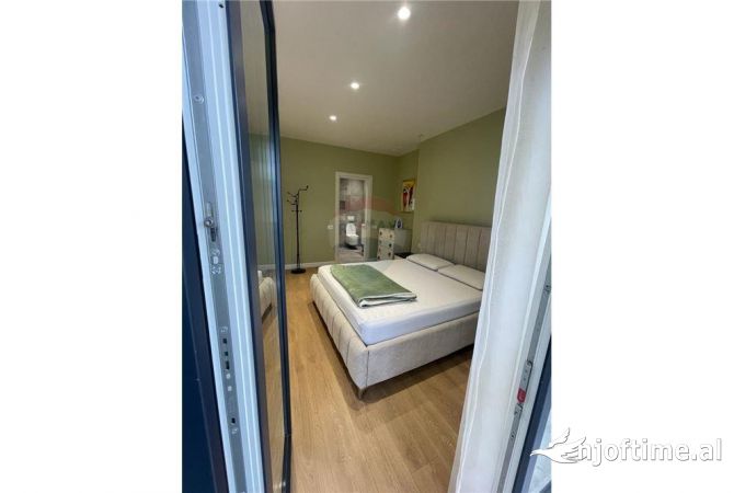 Shtepi me qera 2+1 ne Tirane - 750 Euro