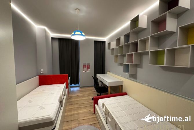 Shtepi me qera 2+1 ne Tirane - 1,200 Euro