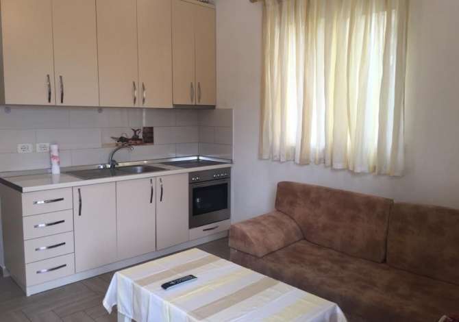 Shtepi me qera 1+1 ne Tirane - 300 Euro