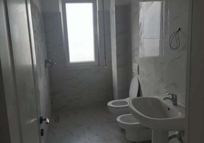 Casa in affitto 2+1 a Tirana - 30,000 Leke