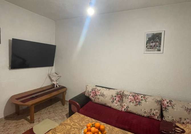 Shtepi me qera 2+1 ne Tirane - 450 Euro