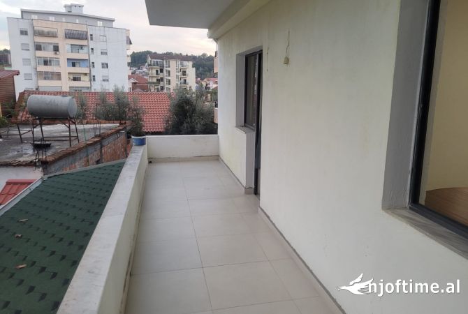 Shtepi me qera 3+1 ne Tirane - 600 Euro