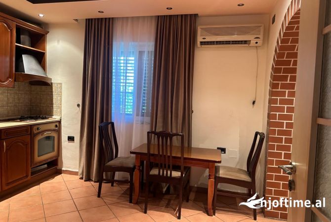 Shtepi me qera 2+1 ne Tirane - 600 Euro