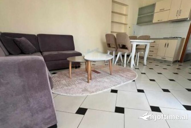 Casa in affitto 1+1 a Tirana - 500 Euro