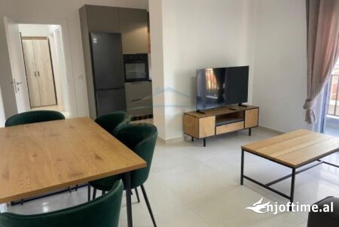 Shtepi me qera 1+1 ne Tirane - 600 Euro