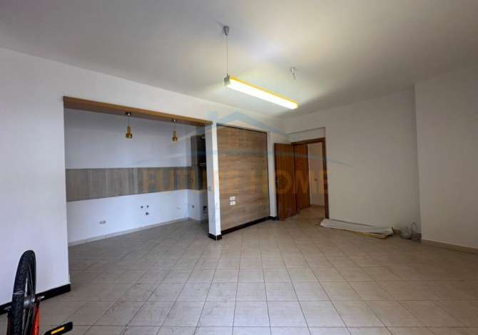 Shtepi ne shitje 2+1 ne Tirane - 170,000 Euro