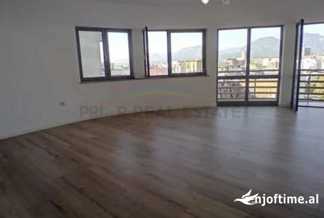 Shtepi ne shitje 1+1 ne Tirane - 150,000 Euro