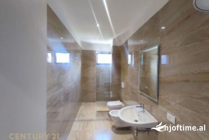 Shtepi me qera 1+1 ne Tirane - 600 Euro