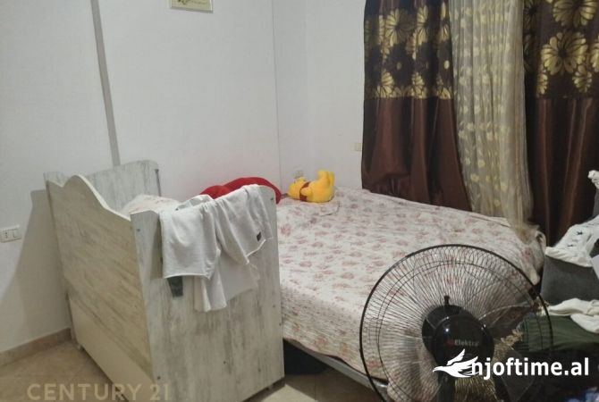 Shtepi ne shitje 1+1 ne Tirane - 68,000 Euro