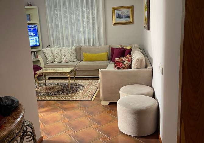 Shtepi me qera 2+1 ne Tirane - 600 Euro