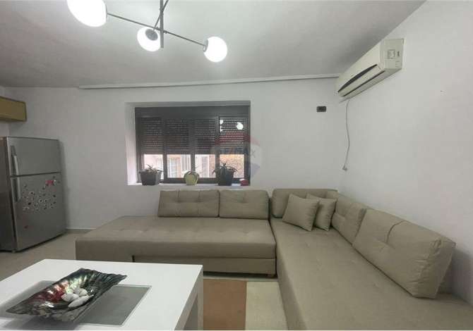 House for Rent 2+1 in Tirana - 400 Euro