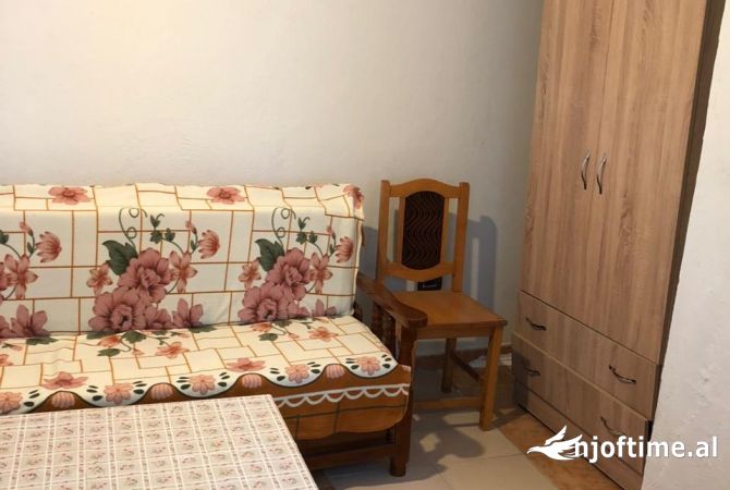 Shtepi me qera 1+1 ne Tirane - 300 Euro