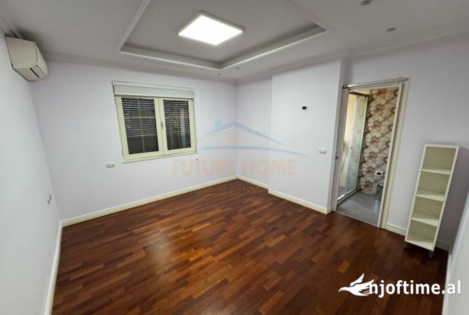 Ambjent biznesi me qera 3+1 ne Tirane - 1,300 Euro