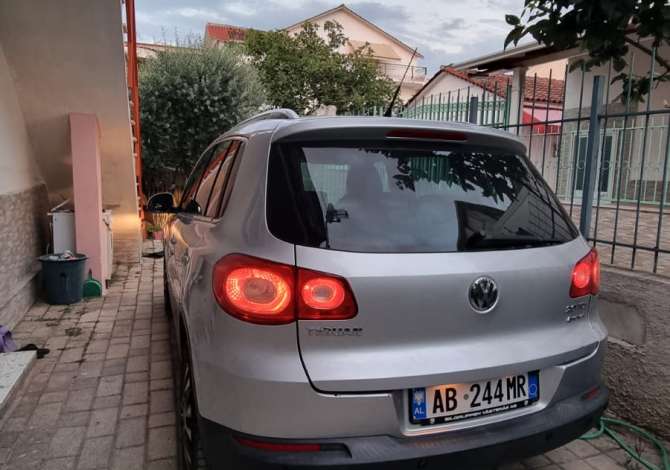 Makina ne shitje  ne Tirane - 10,500 Euro