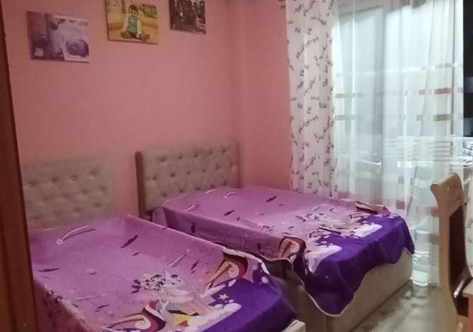 Shtepi me qera 2+1 ne Tirane - 50,000 Leke