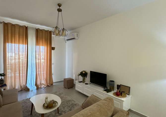 Shtepi me qera 1+1 ne Tirane - 450 Euro