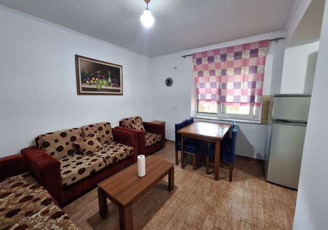 Shtepi me qera 2+1 ne Tirane - 470 Euro