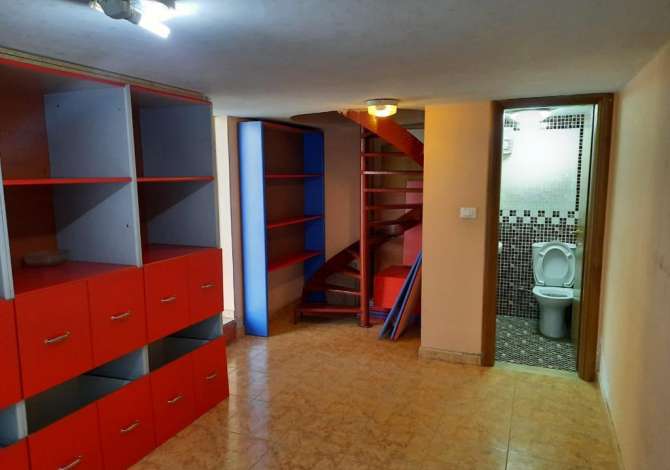 Ambjent biznesi me qera 1+1 ne Tirane - 1,100 Euro