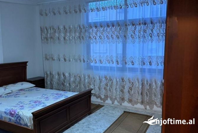 Shtepi me qera 2+1 ne Tirane - 600 Euro