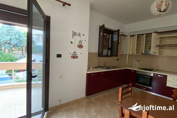 Shtepi me qera 2+1 ne Tirane - 350 Euro