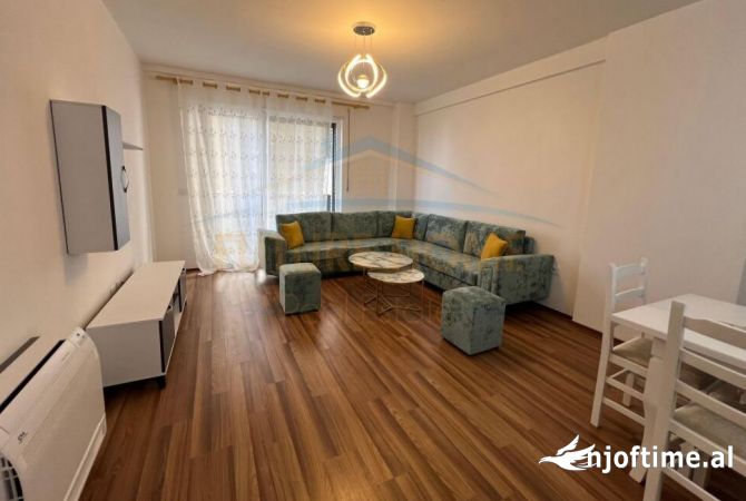 Shtepi me qera 2+1 ne Tirane - 500 Euro