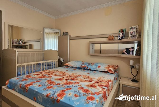 Shtepi ne shitje 2+1 ne Tirane - 77,000 Euro