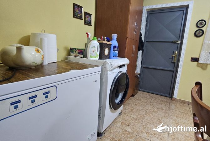 Shtepi ne shitje 2+1 ne Tirane - 77,000 Euro