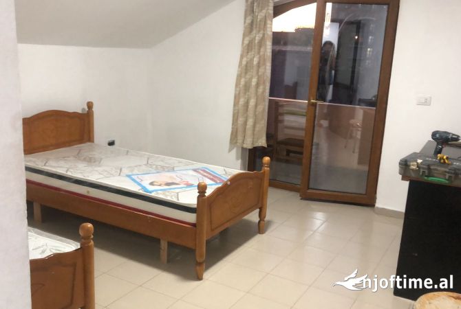 Shtepi me qera 1+1 ne Tirane - 400 Euro