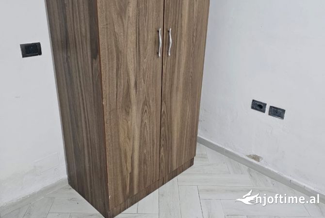 Shtepi me qera 2+1 ne Tirane - 370 Euro