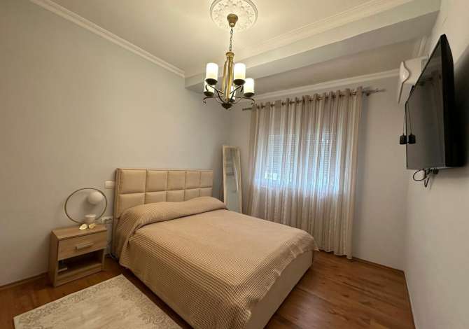 Shtepi me qera 2+1 ne Tirane - 700 Euro