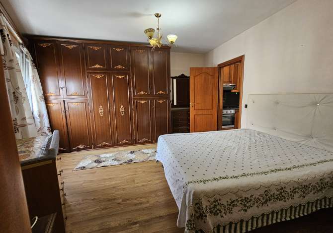 Shtepi me qera 2+1 ne Tirane - 400 Euro