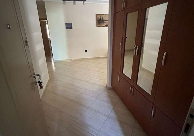 Casa in affitto 3+1 a Tirana - 50,000 Leke