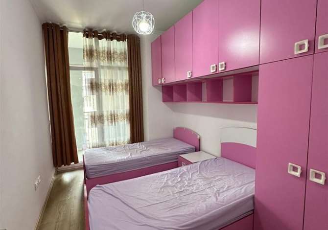 Shtepi me qera 2+1 ne Tirane - 800 Euro