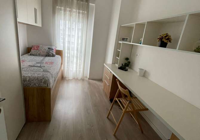 Shtepi me qera 2+1 ne Tirane - 750 Euro