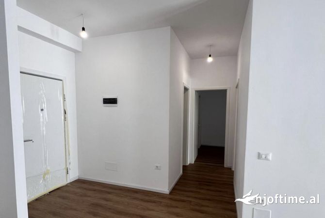 Shtepi ne shitje 2+1 ne Tirane - 126,000 Euro