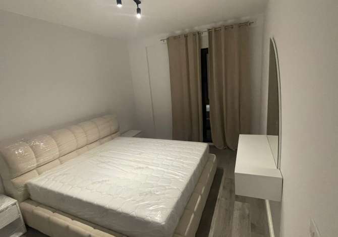 Shtepi me qera 2+1 ne Tirane - 800 Euro