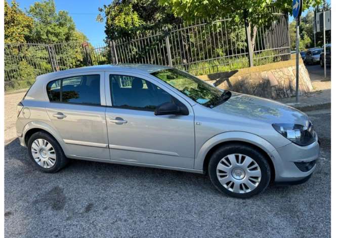 opel 💥OFERTE QERSHORI 💥 Makina me Qera me cmim te lire Opel Astra 25 Euro/Dita 